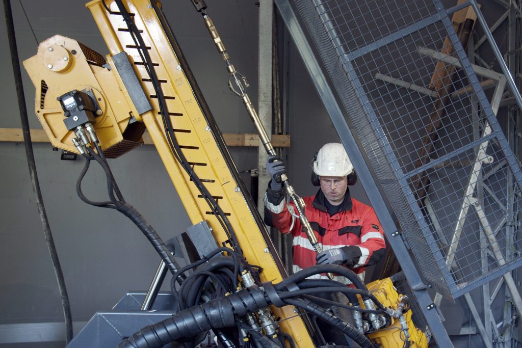 DeviGyro miniature survey tool | Coring Magazine